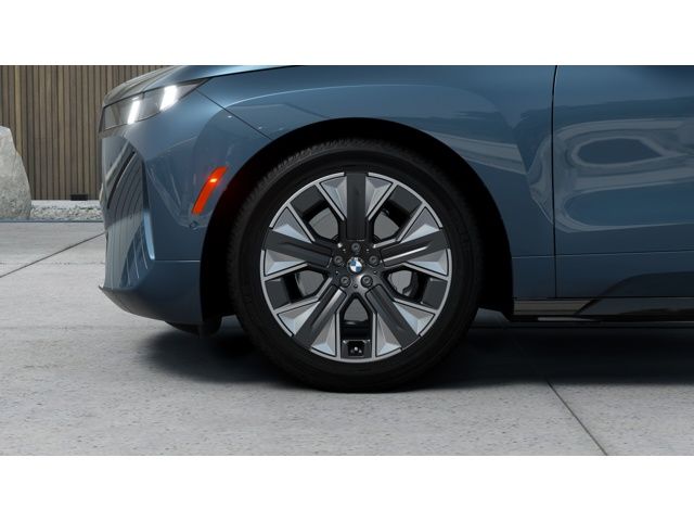 Thumbnail: 2026 BMW iX - 7