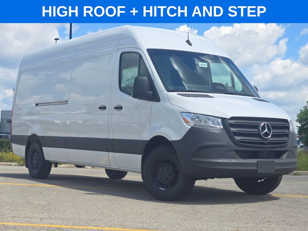 2026 Mercedes-Benz Sprinter 2500 Cargo 170 WB