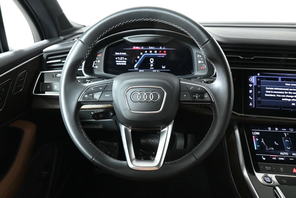 Thumbnail: 2025 Audi Q7 - 15