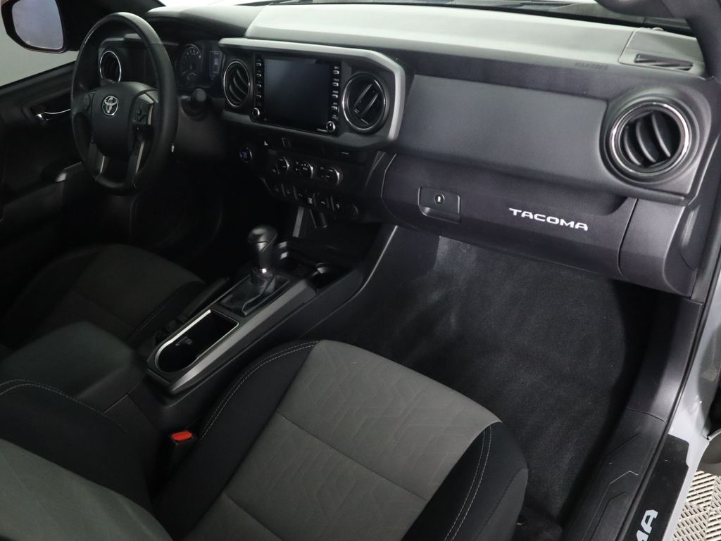 2021 Toyota Tacoma TRD Off-Road 17