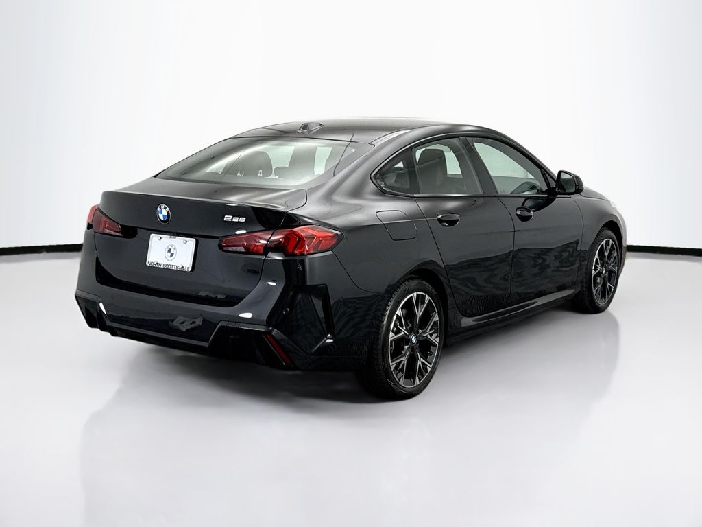 Thumbnail: 2026 BMW 2 Series - 5