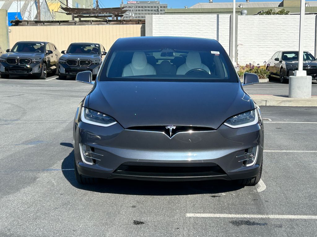 2018 Tesla Model X 75D 8