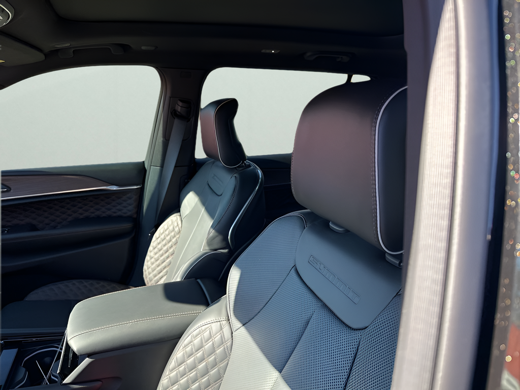 New Car 2025 Jeep Grand Cherokee L  Summit For Sale Under $60,000 In Austin, Texas