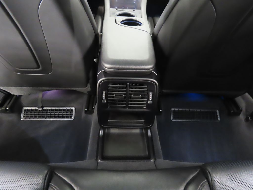 Thumbnail: 2024 Porsche Taycan - 31