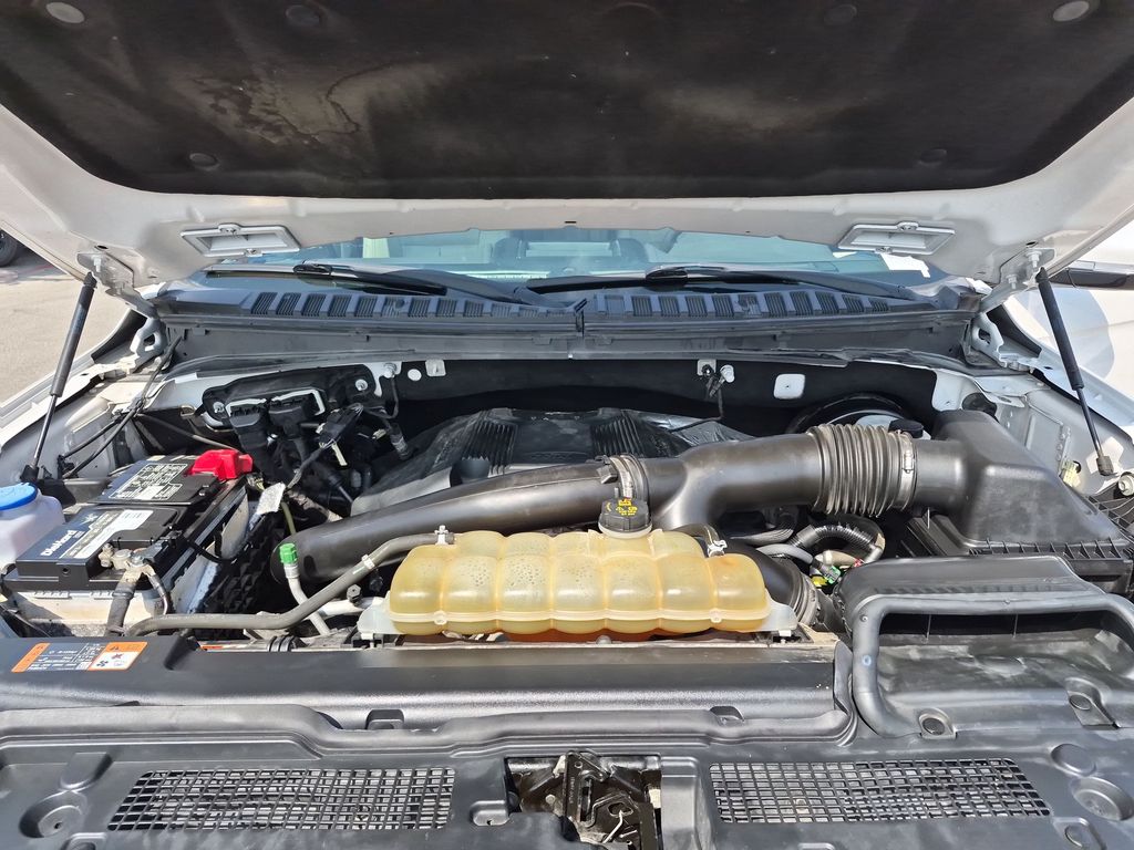 Used 2018 White Ford XLT image 20