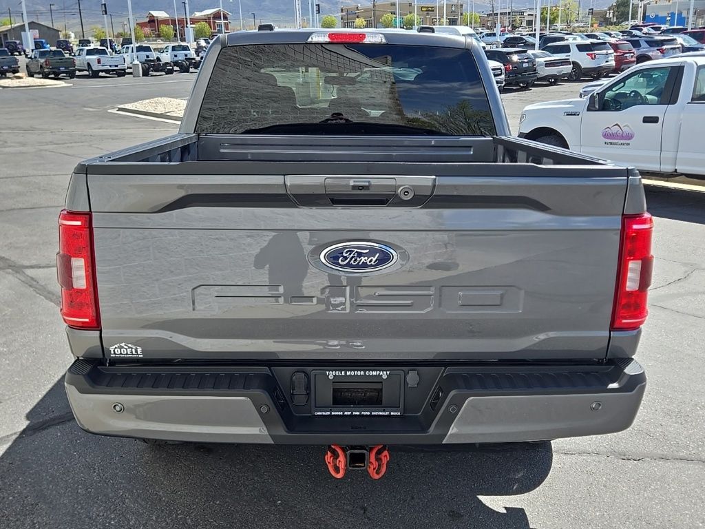 Used 2023 Gray Ford XLT image 10