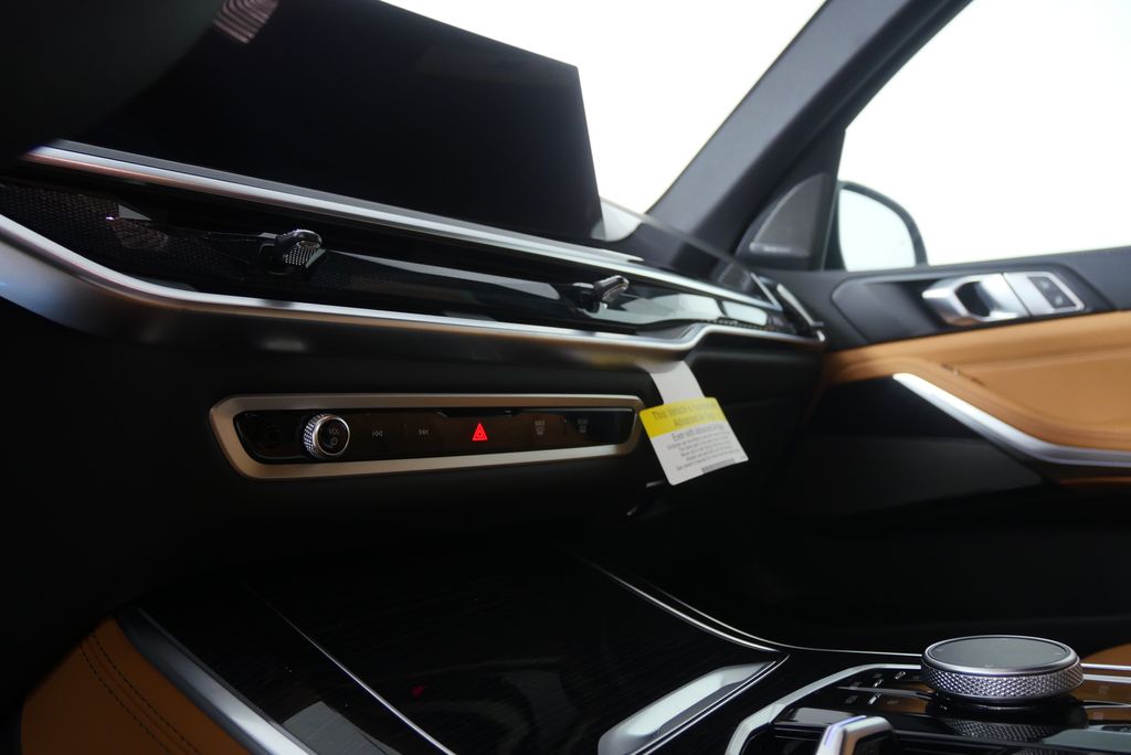 Thumbnail: 2026 BMW X5 - 19