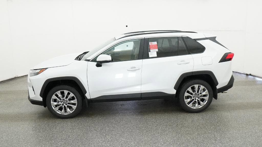 Thumbnail: 2025 Toyota RAV4 - 22
