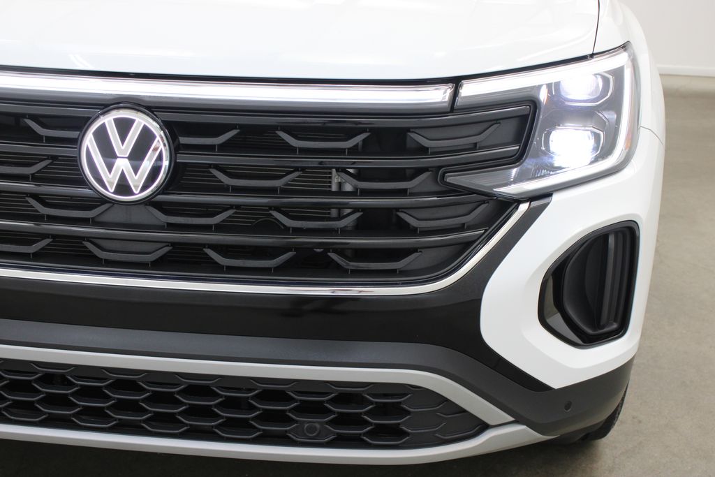 used 2024 Volkswagen Atlas Cross Sport car, priced at $32,499
