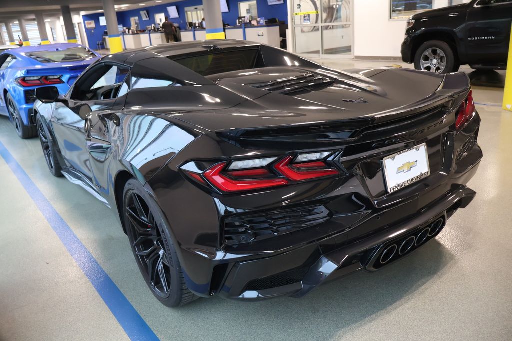 Thumbnail: 2025 Chevrolet Corvette - 14