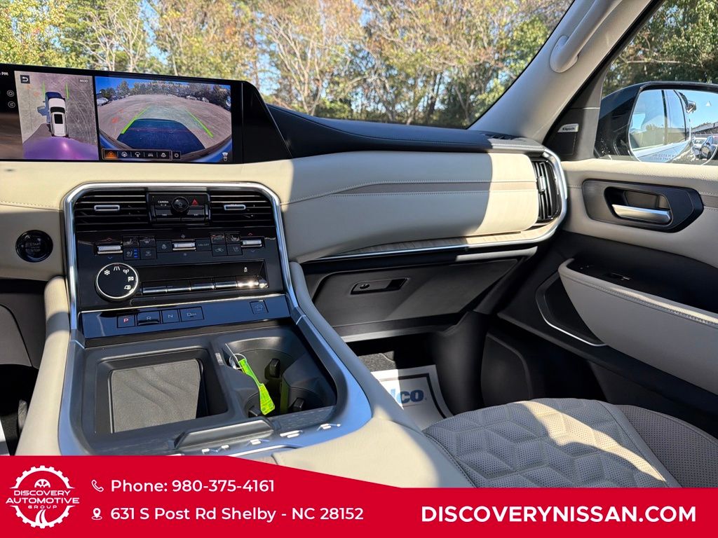 2026 Nissan Armada Platinum - Photo 38
