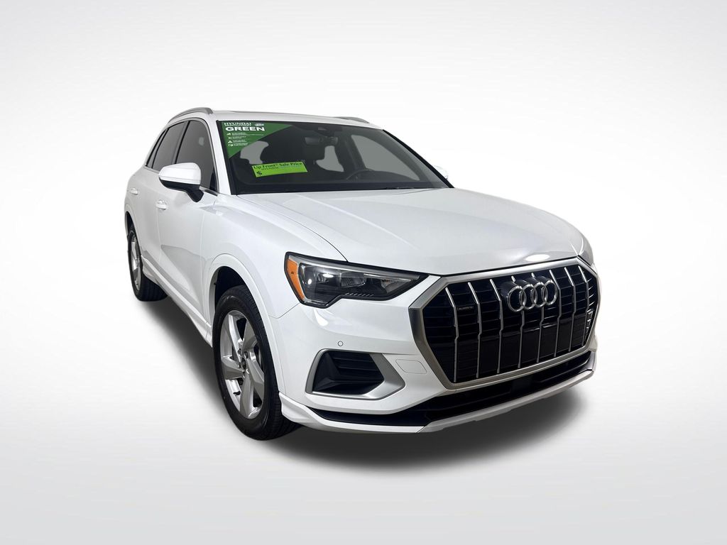 Ibis White 2022 Audi Q3 quattro Premium 40 TFSI SUV / Crossover All-Wheel Drive 8-Speed Automatic