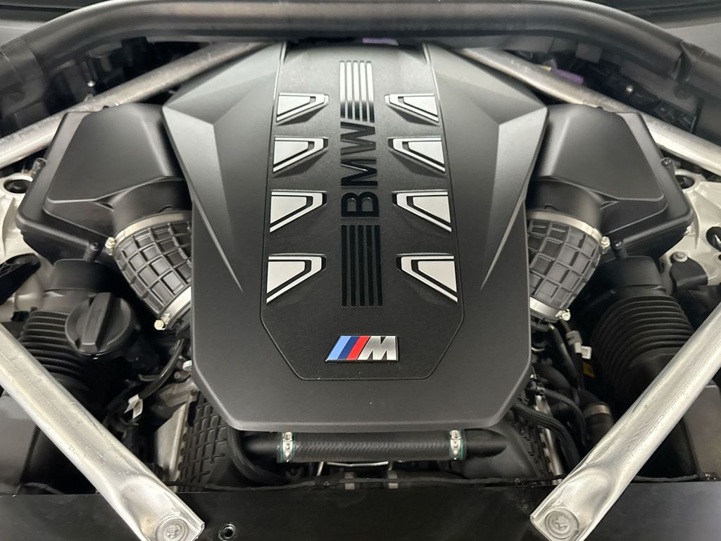 2024 BMW X6 M60i 17