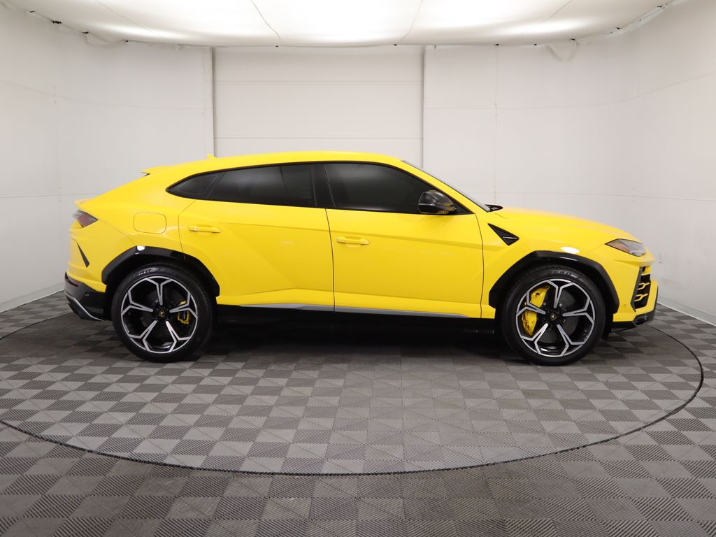 2019 Lamborghini Urus S 4