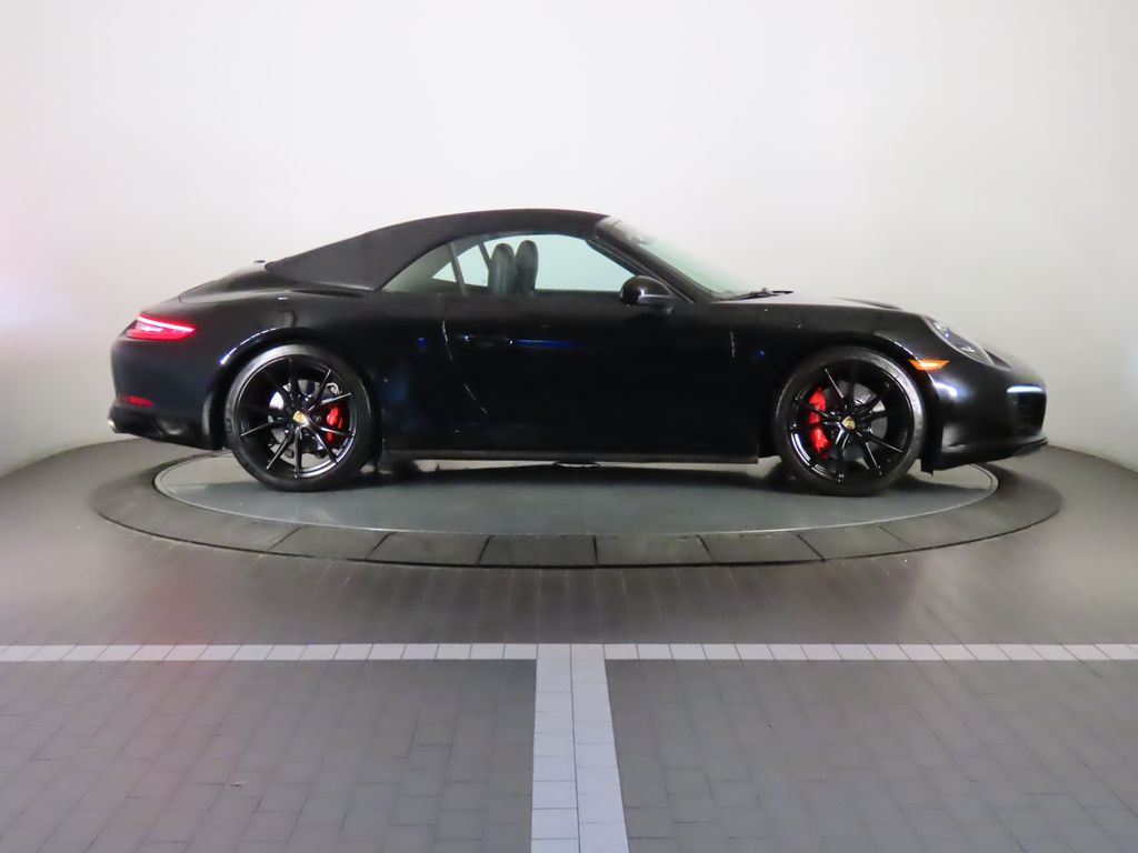 Thumbnail: 2018 Porsche 911 - 8