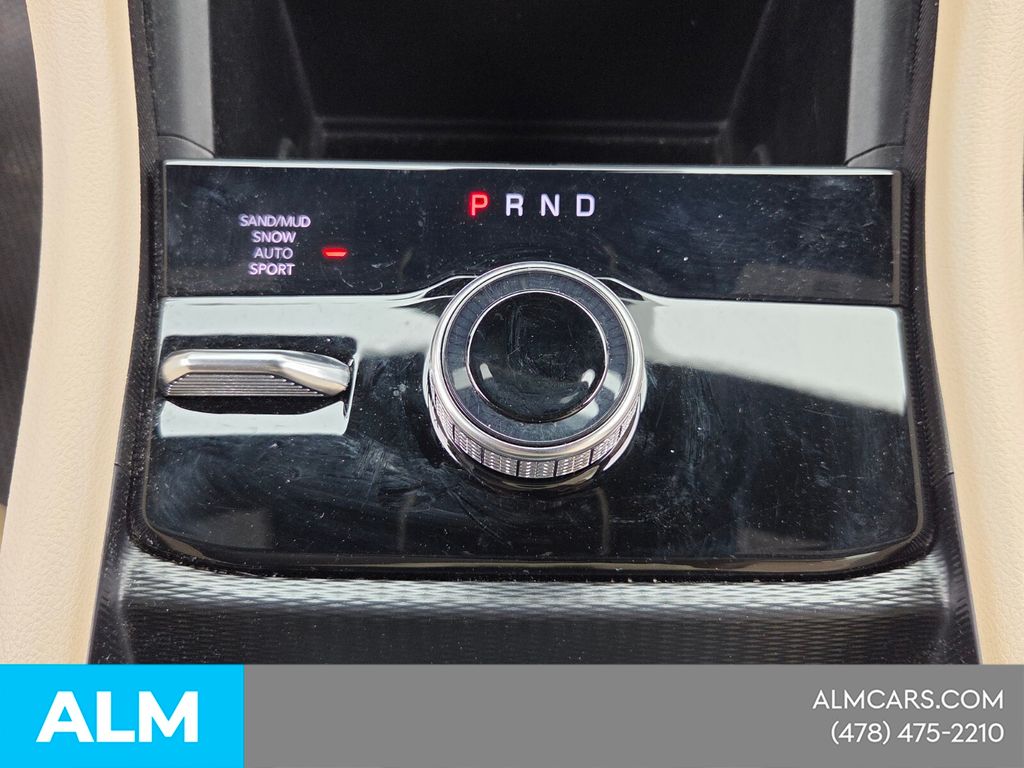 Used 2025 Black Jeep Limited image 21