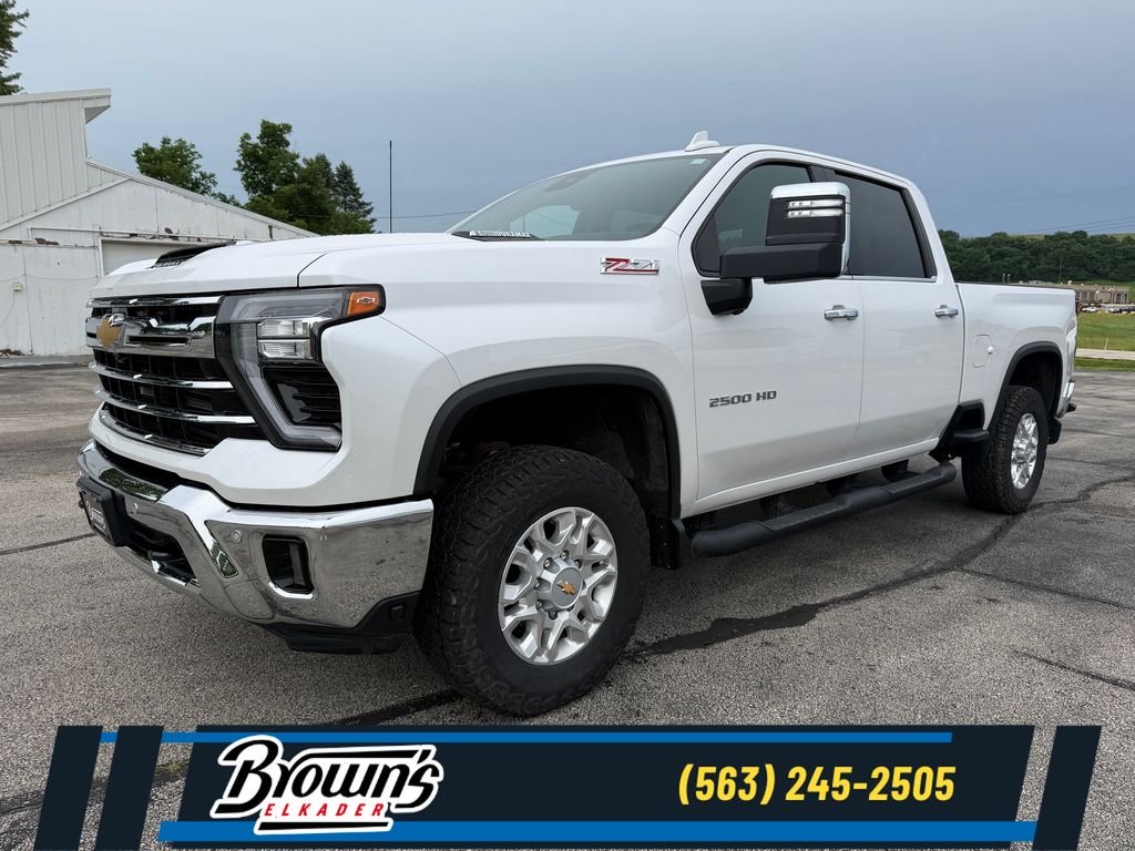 White (Iridescent Pearl Tricoat) 2024 Chevrolet Silverado 2500HD LTZ Crew Cab 4WD Pickup Truck Four-Wheel Drive Automatic