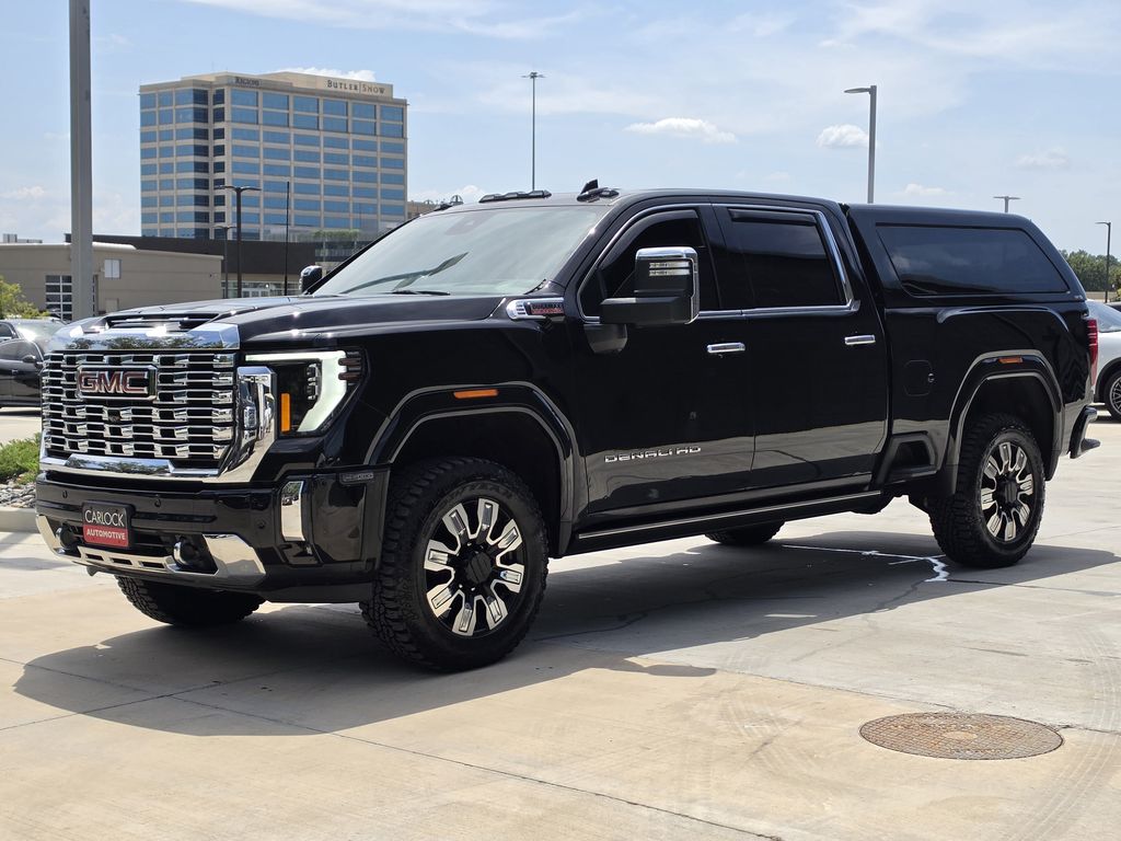 2024 GMC Sierra 2500HD Denali Crew Cab 4WD