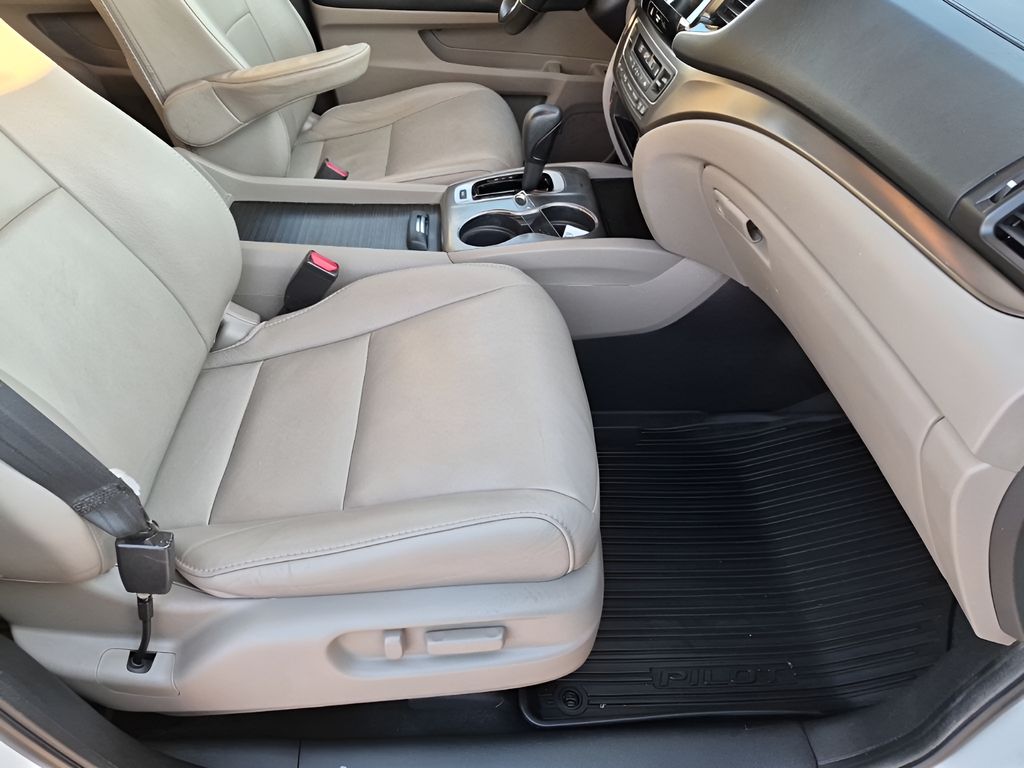 Used Car 2020 Honda Pilot  Ex-l For Sale Under $20,000 In Austin, Texas