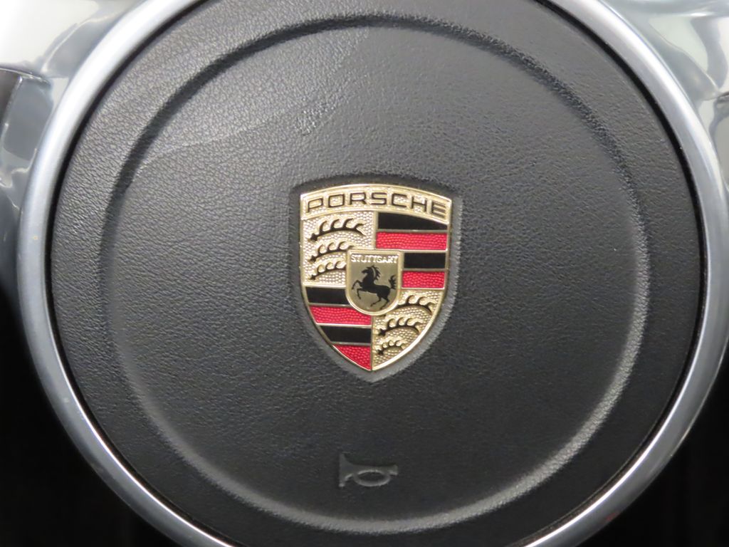 Thumbnail: 2012 Porsche 911 - 28