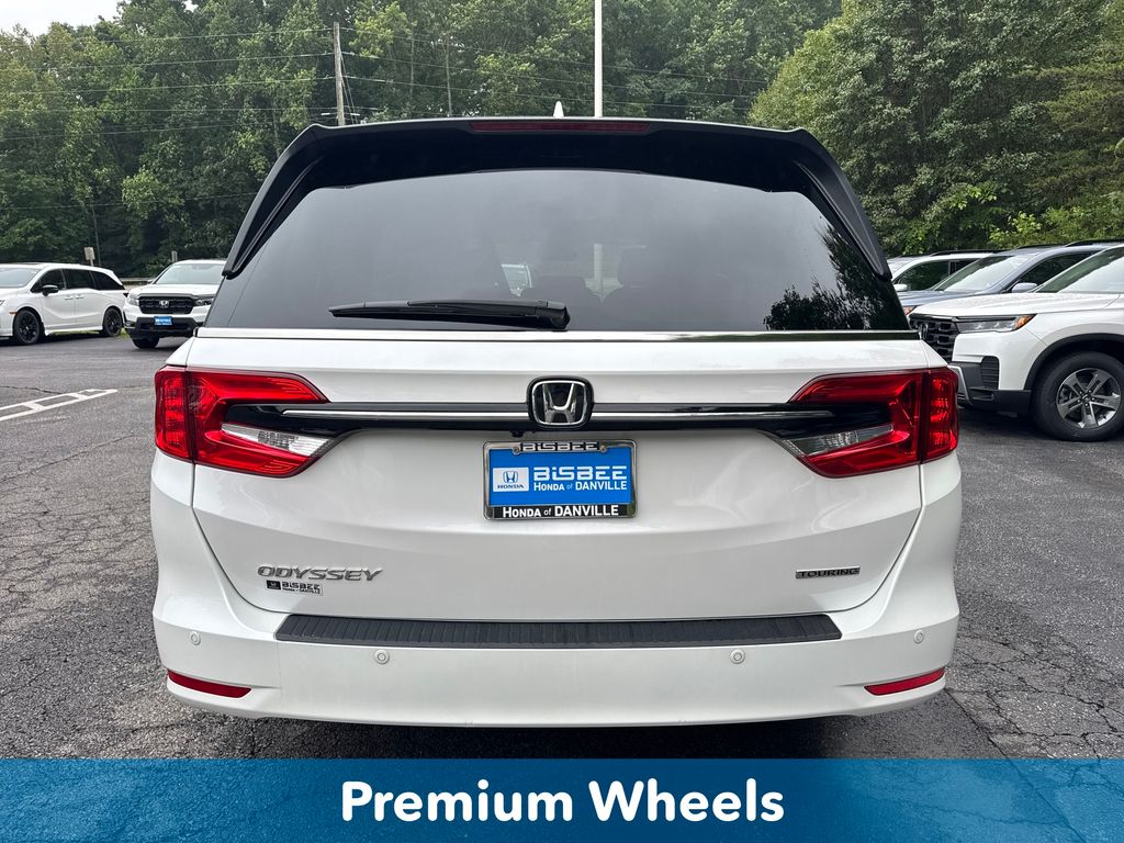 View vehicle photo 6