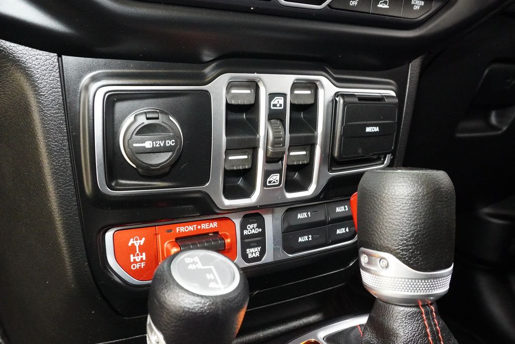 Used Car 2020 Jeep Gladiator  Rubicon For Sale Under $40,000 In Weatherford, Texas