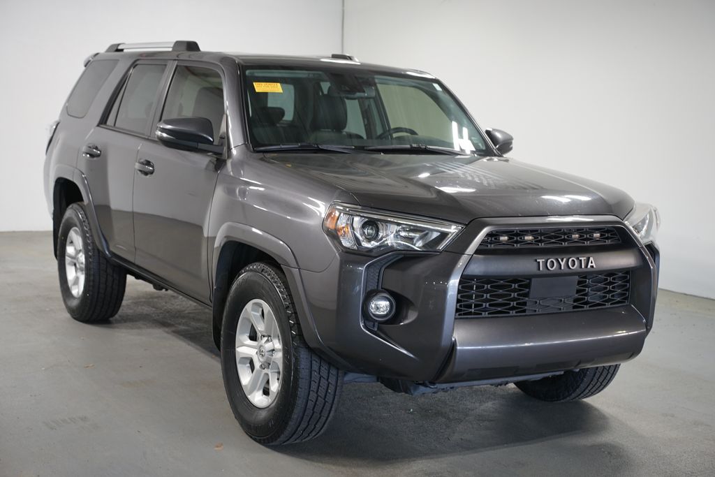 Thumbnail: 2022 Toyota 4Runner - 3