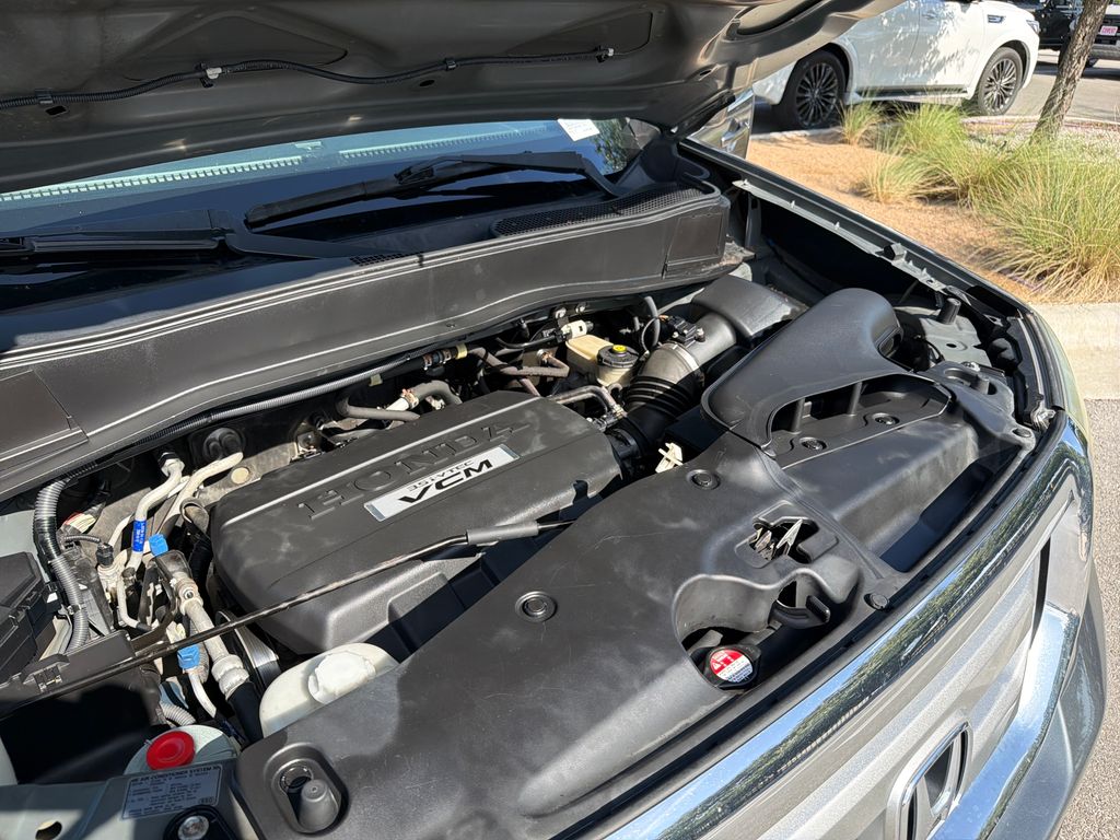 Used 2010  Honda EX-L image 18
