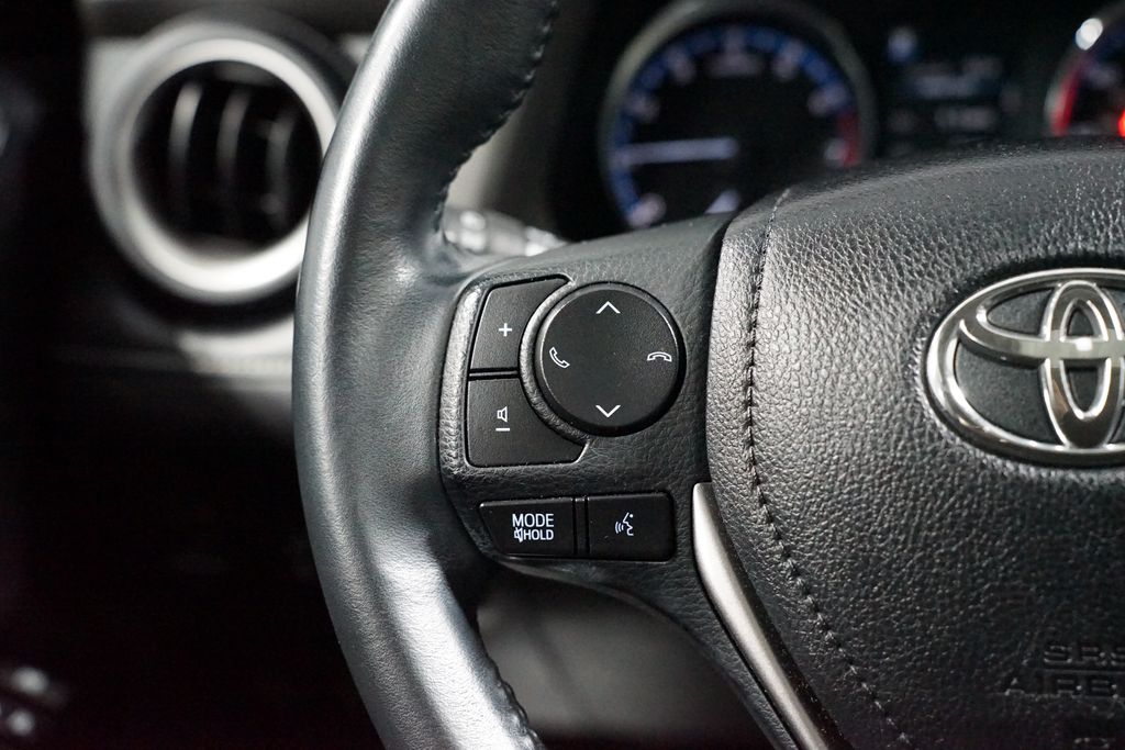 Thumbnail: 2017 Toyota RAV4 - 14