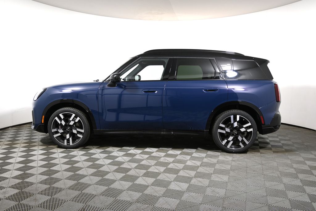 Thumbnail: 2027 MINI Cooper Countryman - 2