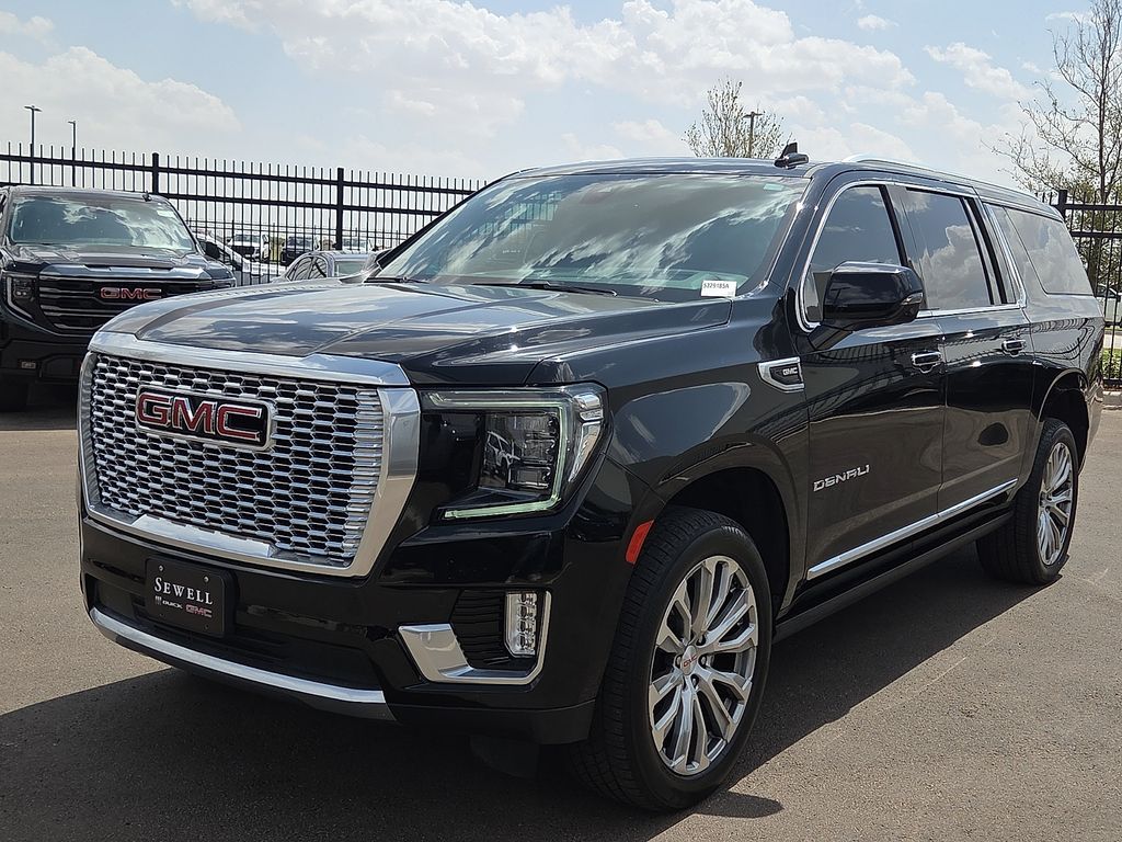  2021 GMC Yukon XL Denali 4WD   