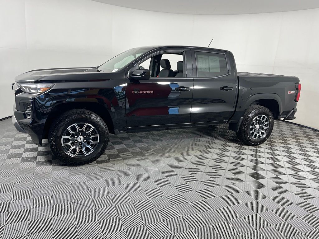 Thumbnail: 2026 Chevrolet Colorado - 13