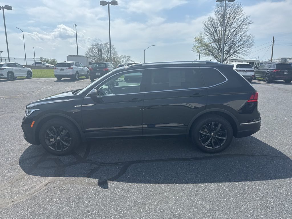 2024 Volkswagen Tiguan 2.0T SE Black at Sutliff Volkswagen