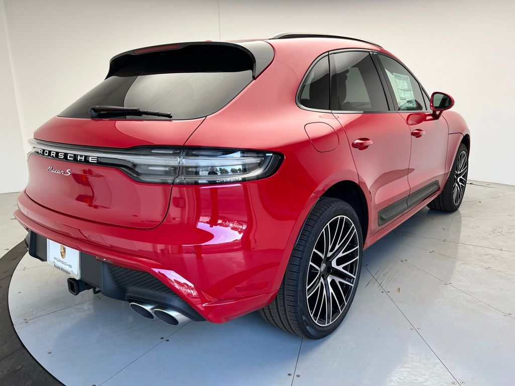 2024 Porsche Macan S 21