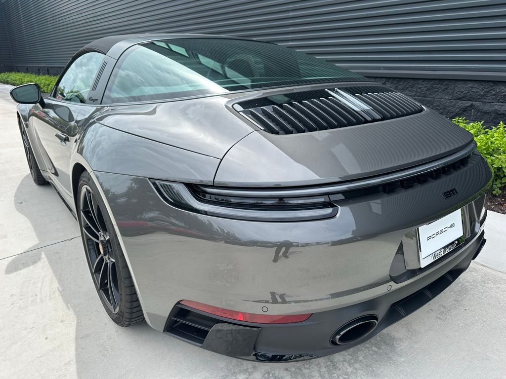 Thumbnail: 2024 Porsche 911 - 3