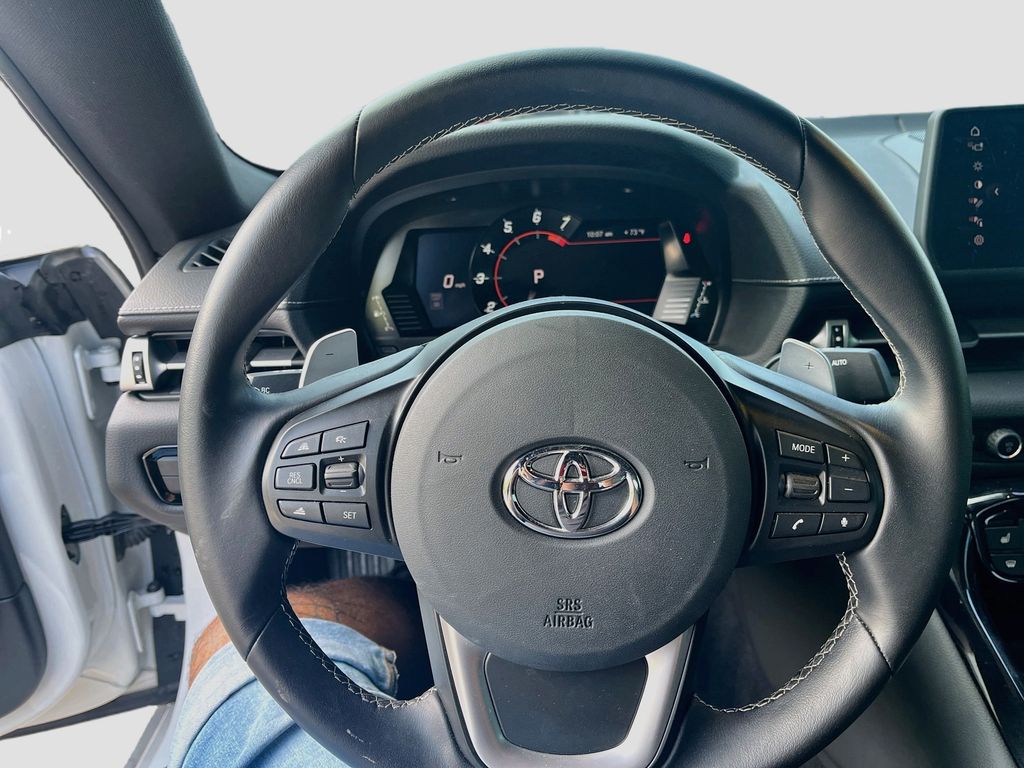 Used 2026 White Toyota 3.0 image 11