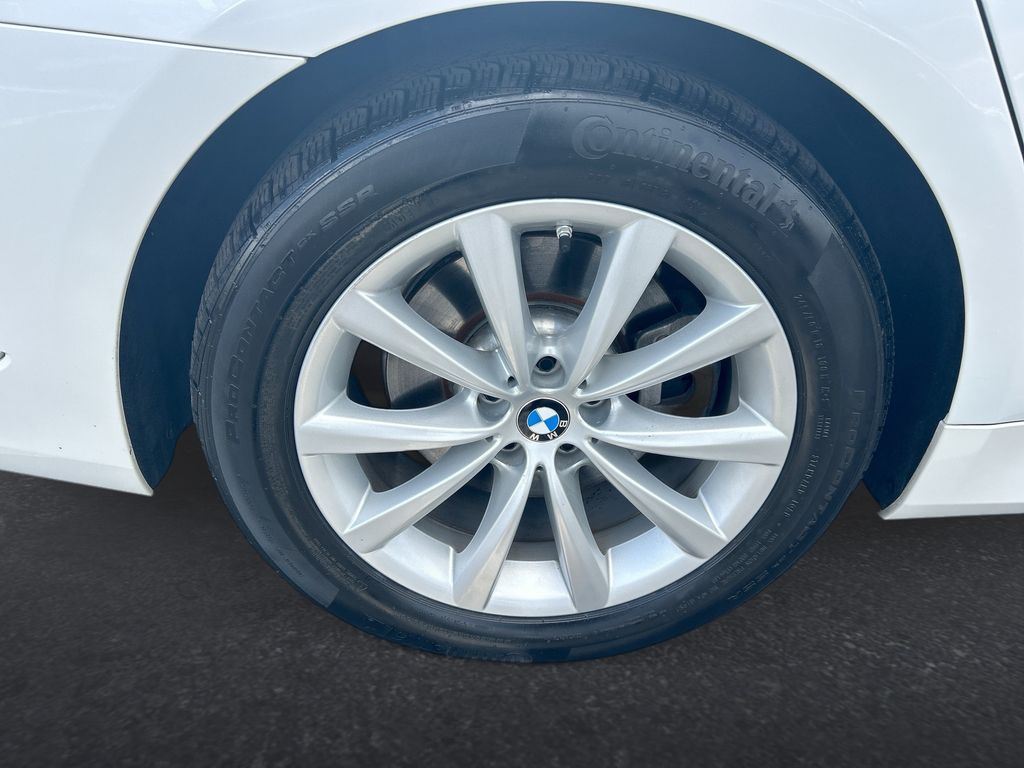 Thumbnail: 2022 BMW 7 Series - 31