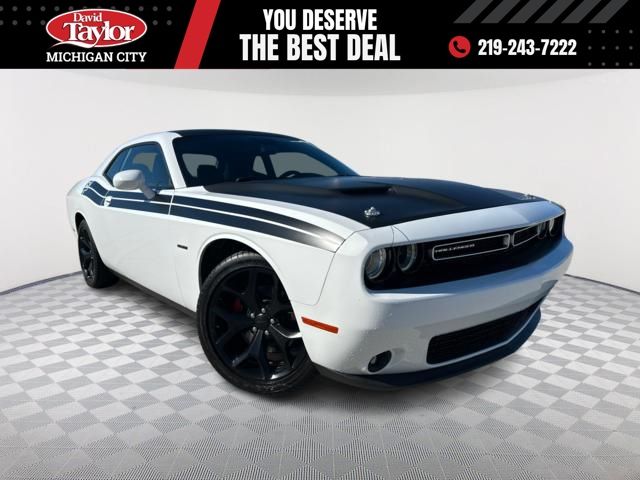2016 Dodge Challenger R/T RWD Blanco (Bright White Clearcoat) Coupé Tracción trasera 8 velocidades Automática