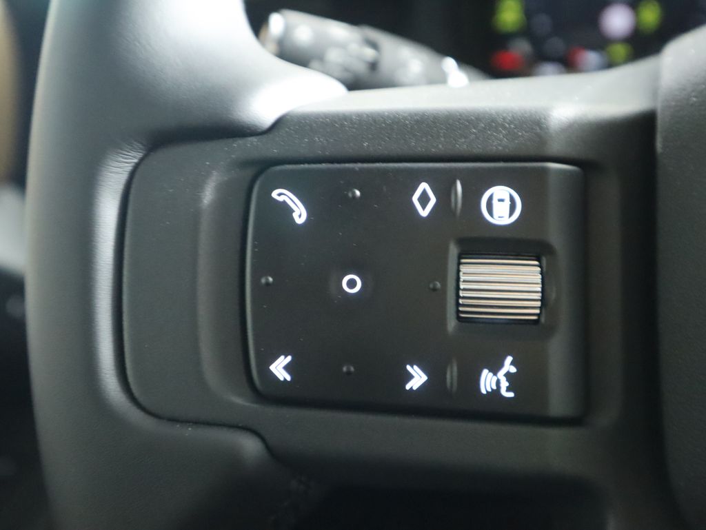 Thumbnail: 2026 Land Rover Defender - 12