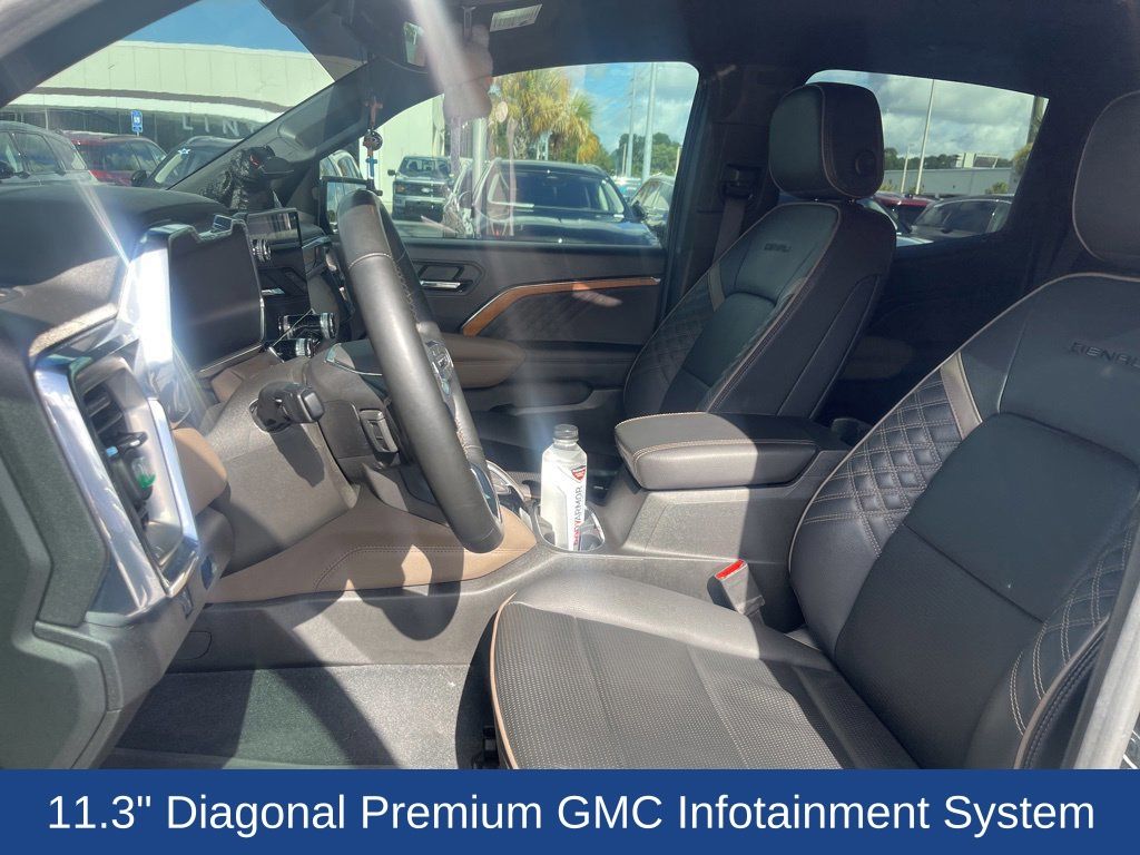 2023 GMC Canyon Denali