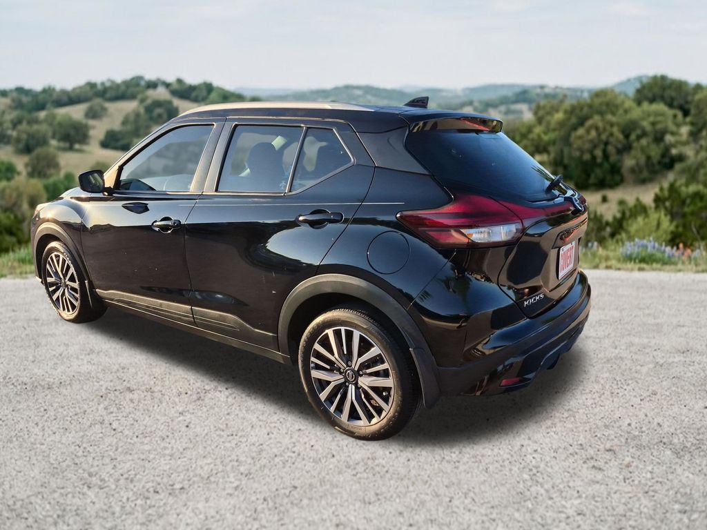Used Car 2021 Nissan Kicks  Sv For Sale Under $15,000 In Austin, Texas