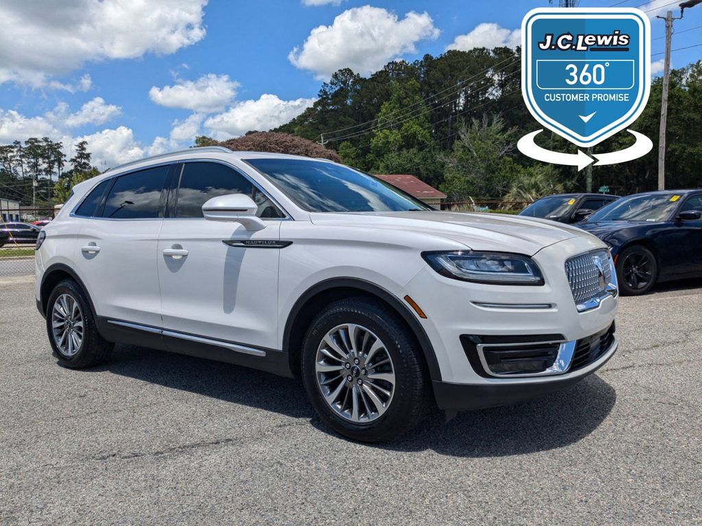 2019 Lincoln Nautilus Select