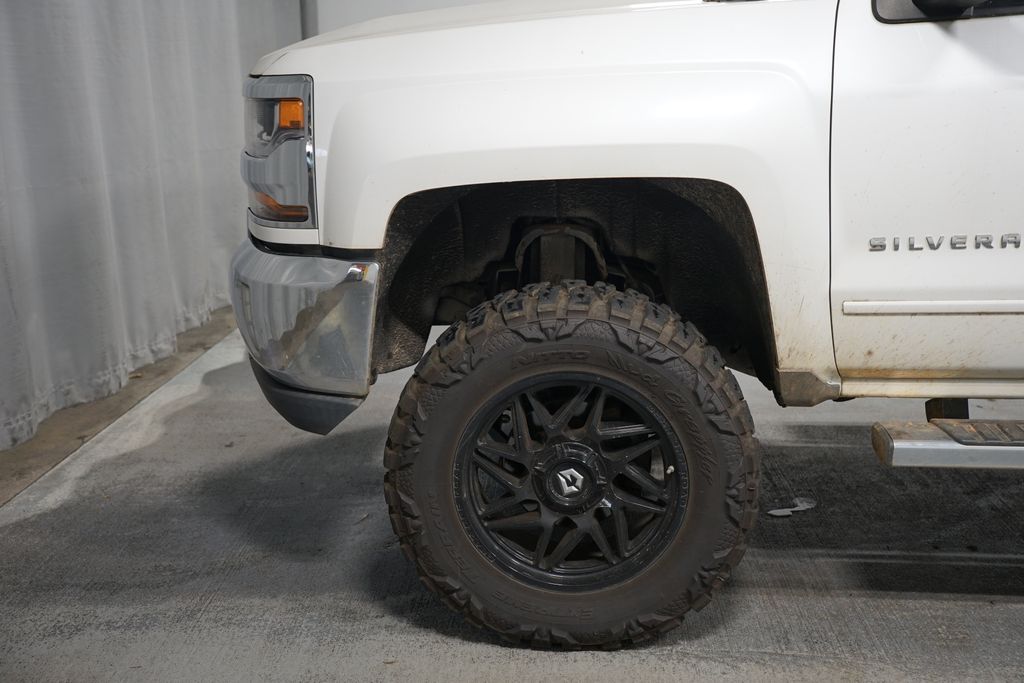 Thumbnail: 2016 Chevrolet Silverado 1500 - 5