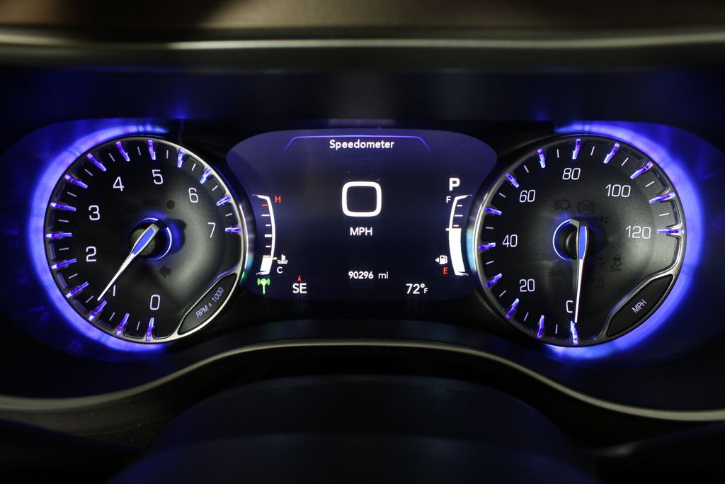 Used 2019 Chrysler Pacifica for sale in 