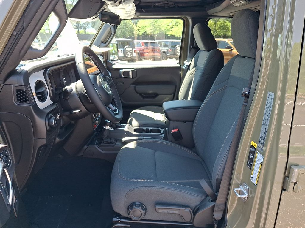 New 2026 Jeep Wrangler SUV