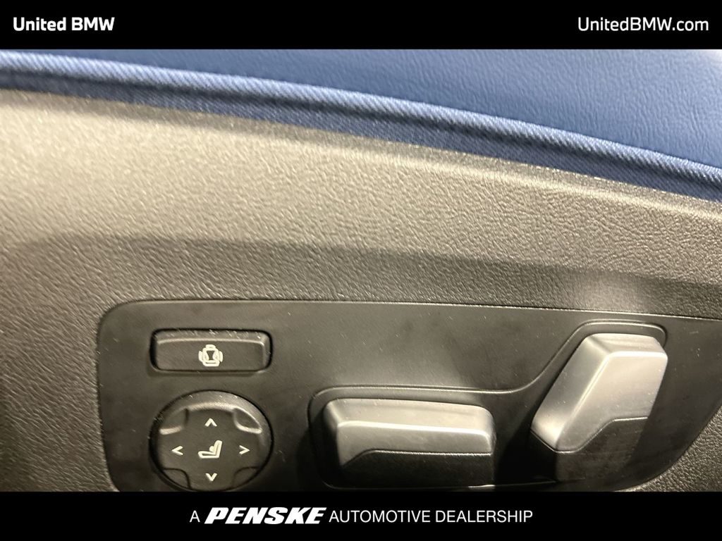 Thumbnail: 2022 BMW M4 - 12