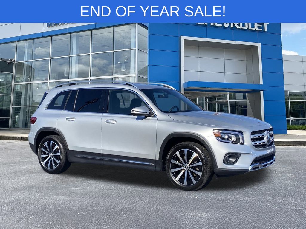 2022 Mercedes-Benz GLB's photo