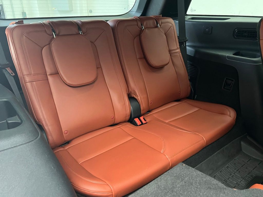 Thumbnail: 2025 Lincoln Aviator - 9