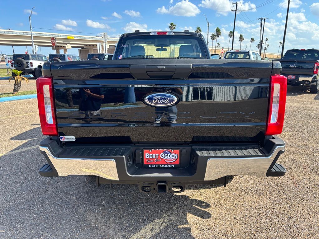 New 2026 Black Ford XL image 6