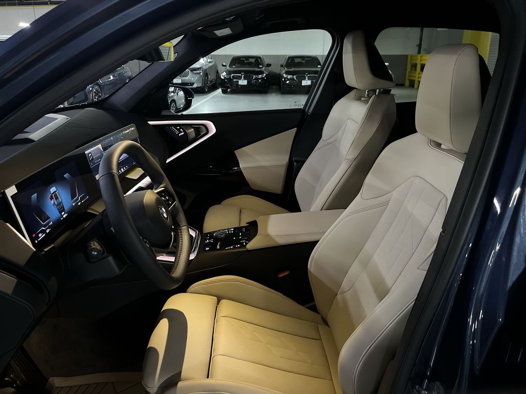 Thumbnail: 2026 BMW X3 - 11